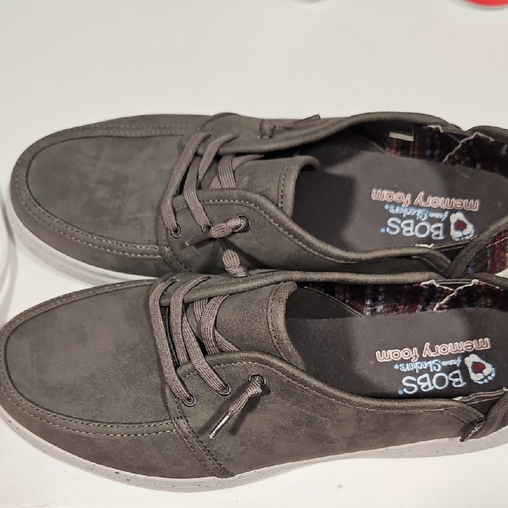 Skechers Women's Gray Loafers